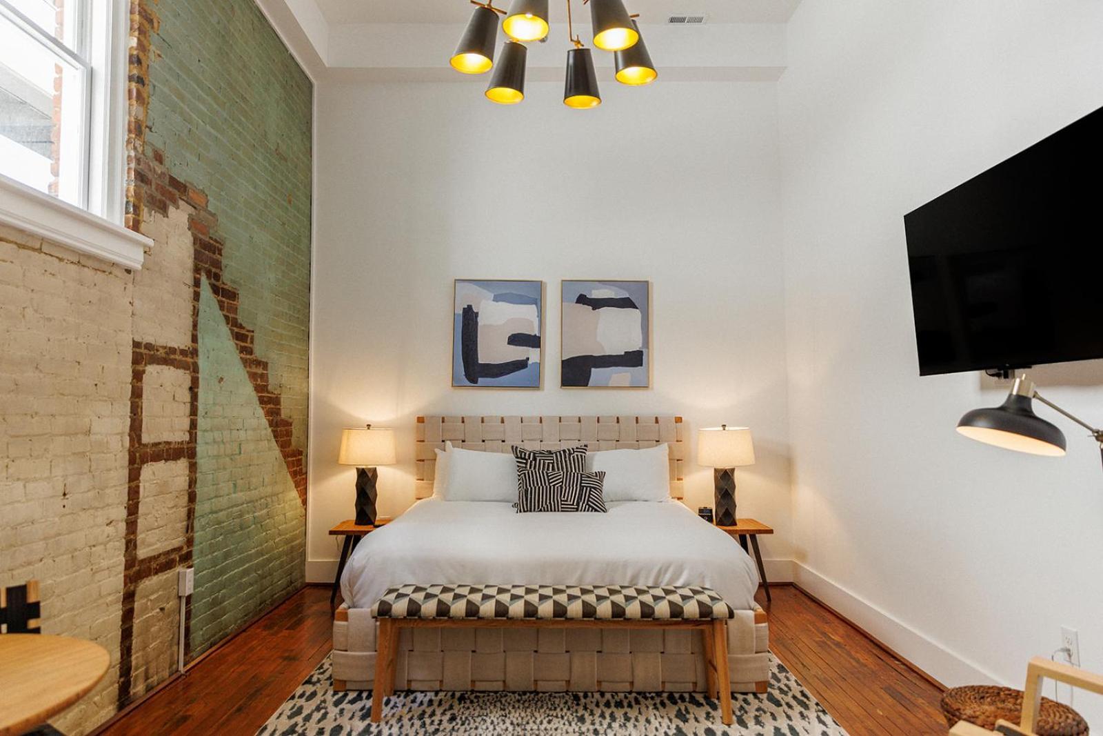Fire Station One Boutique Hotel Roanoke Exterior photo