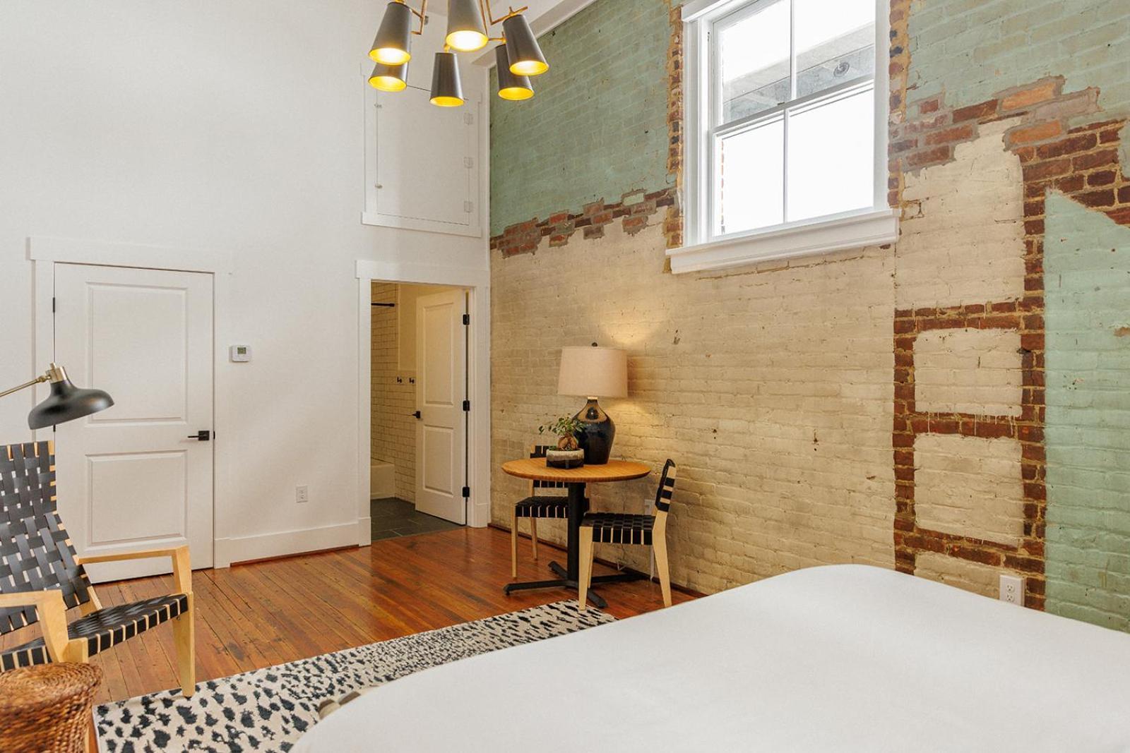 Fire Station One Boutique Hotel Roanoke Exterior photo